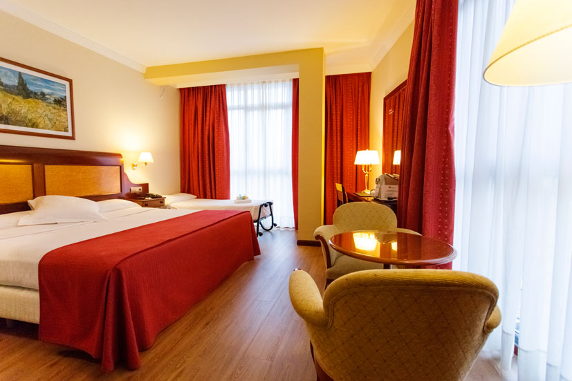 gran-hotel-de-ferrol-habitacion-familiar-2