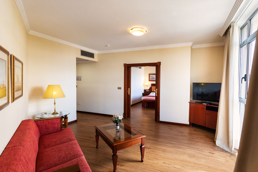 gran-hotel-de-ferrol-habitacion-suite-4
